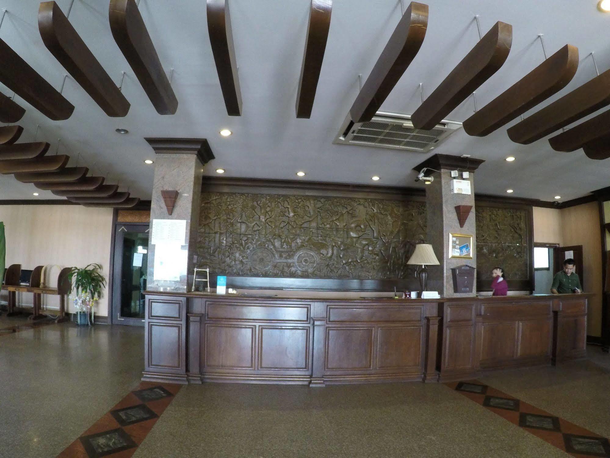 Sengtawan Riverside Hotel Wientian Zewnętrze zdjęcie