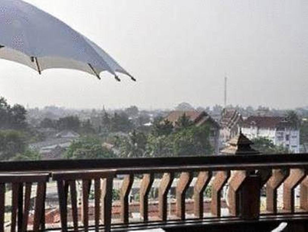 Sengtawan Riverside Hotel Wientian Zewnętrze zdjęcie